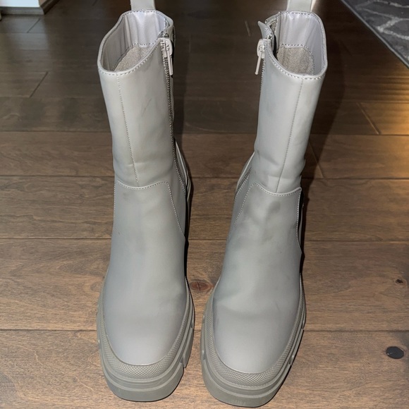 Zara gray platform boots - Picture 1 of 6